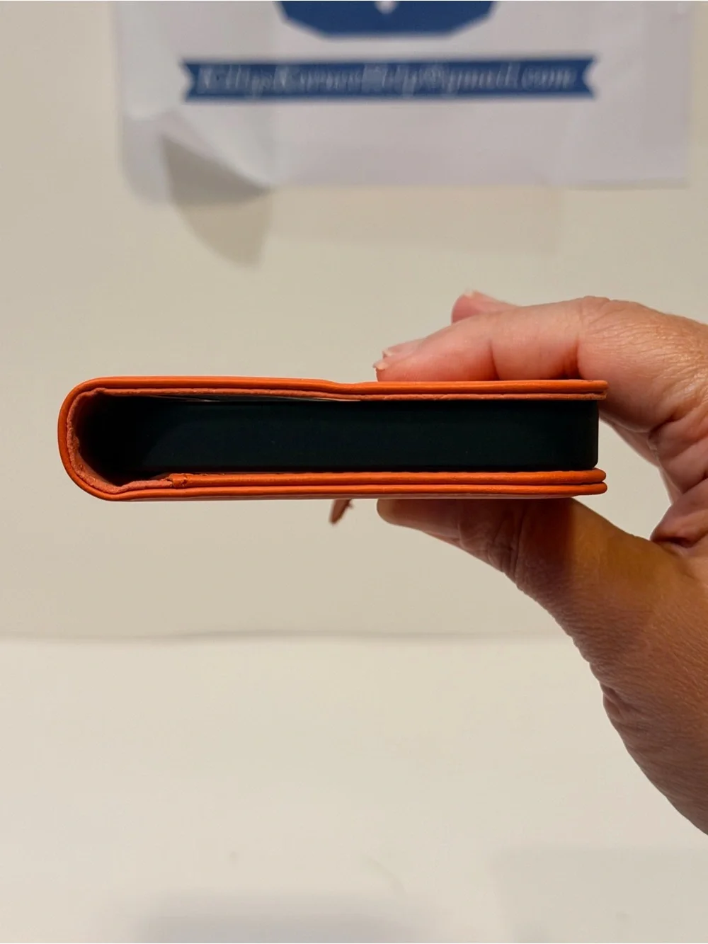 NWOT Shieldon iPhone 17 Pro Max Leather Case-Open Box